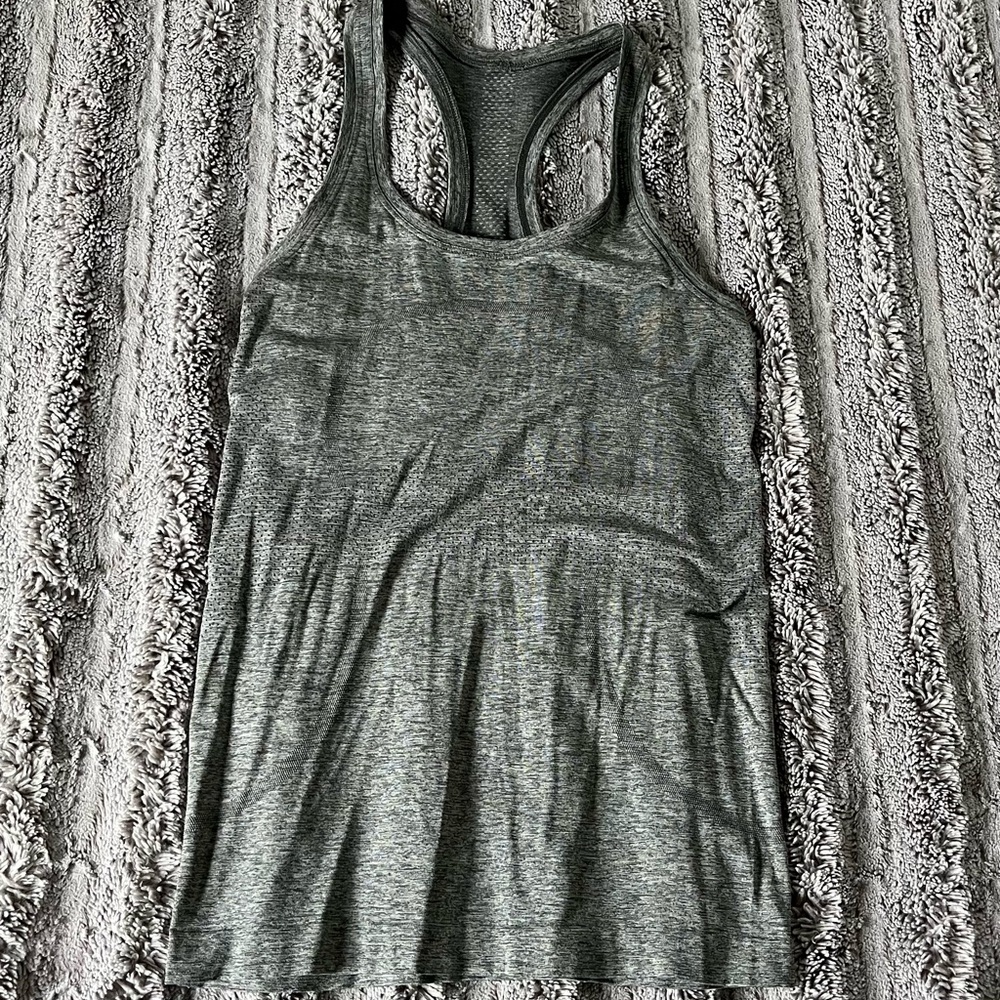 Grey Lululemon Swiftly Tech Tank Size 6 - image 1